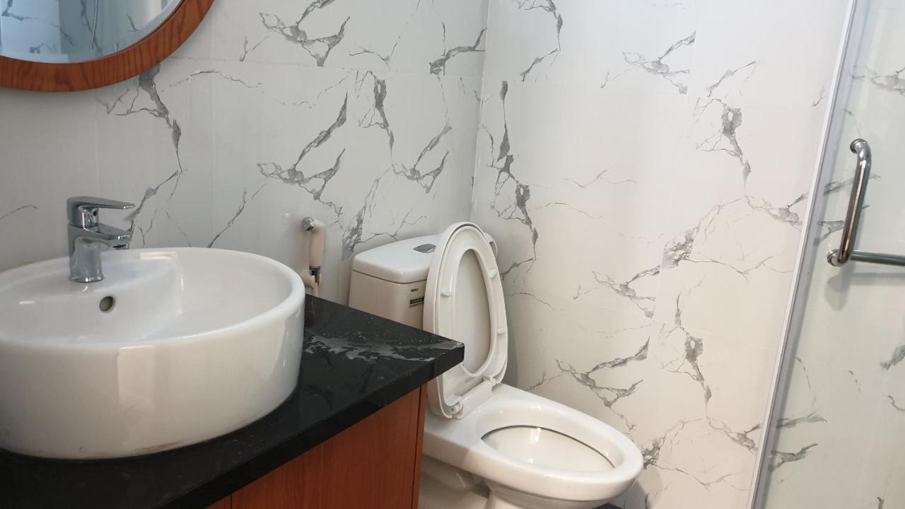 Era Cozy Apartment Ханой Екстериор снимка